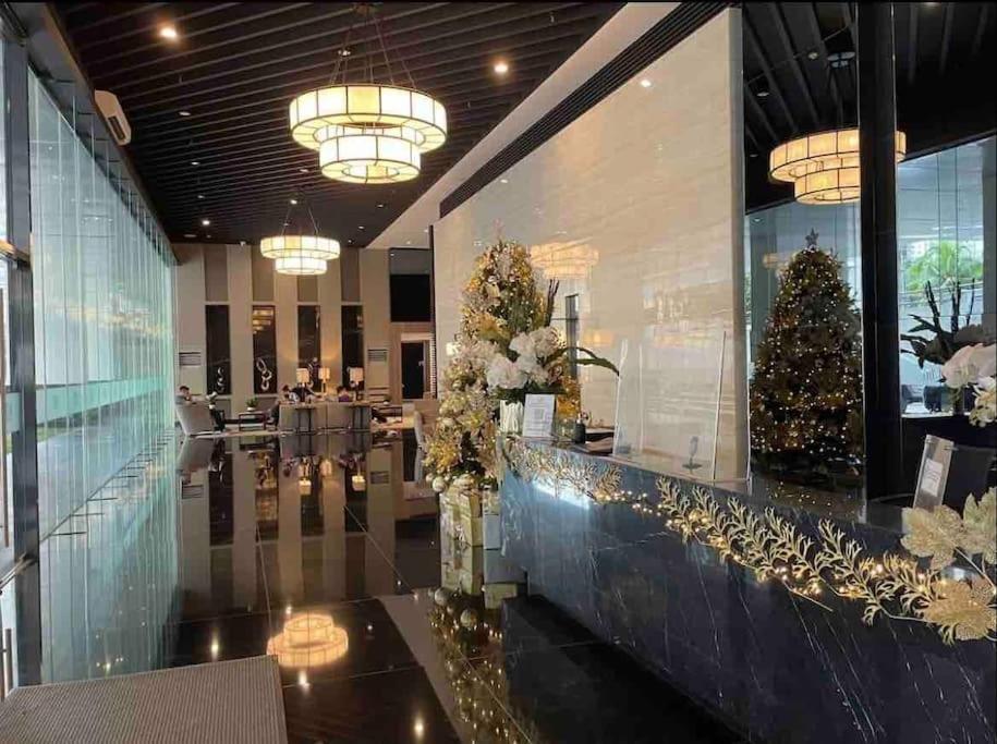 Apartment In Air Residences, Makati With Wifi, Netflix, Pool, Mall And More Manila Eksteriør bilde