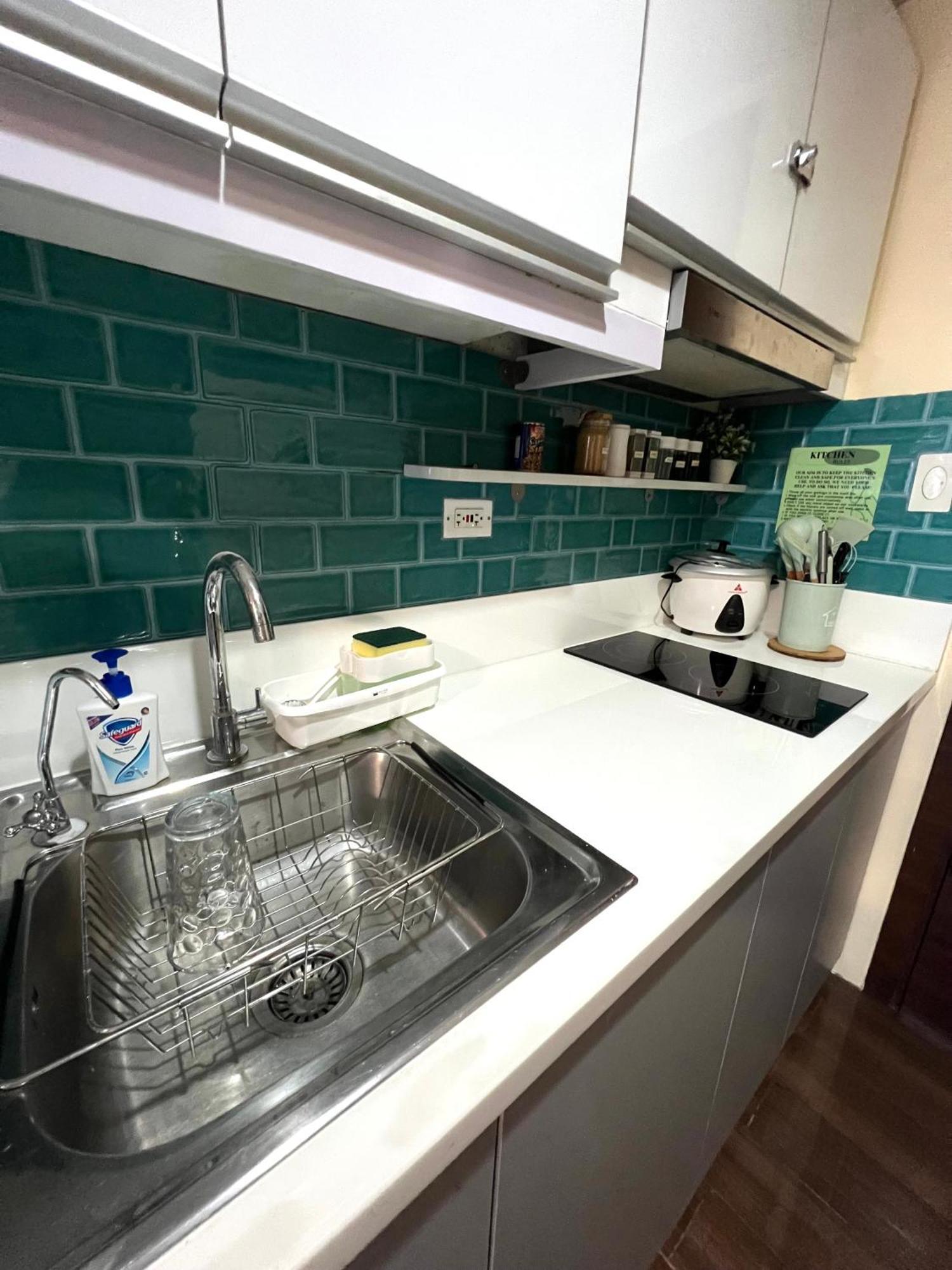 Apartment In Air Residences, Makati With Wifi, Netflix, Pool, Mall And More Manila Eksteriør bilde