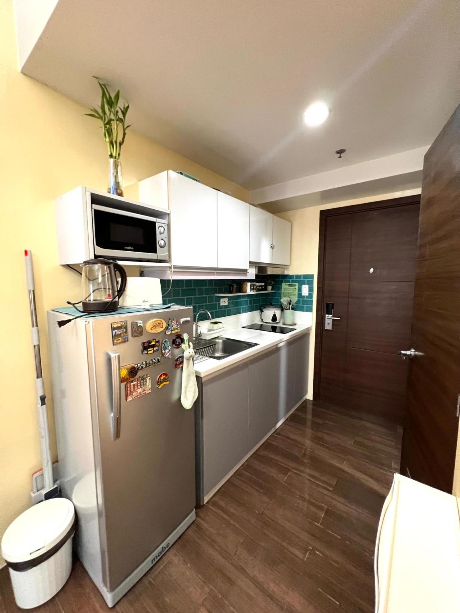 Apartment In Air Residences, Makati With Wifi, Netflix, Pool, Mall And More Manila Eksteriør bilde