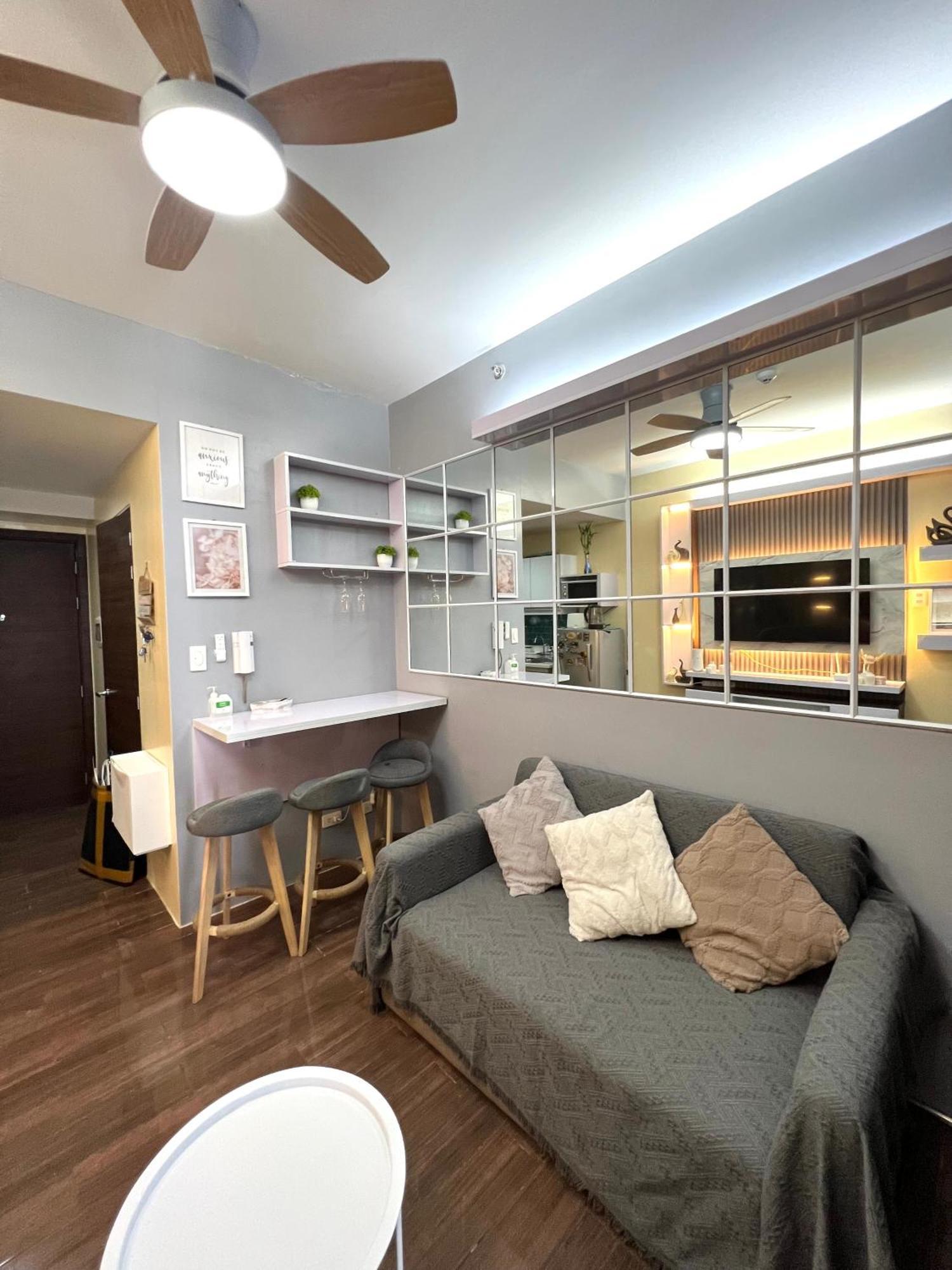 Apartment In Air Residences, Makati With Wifi, Netflix, Pool, Mall And More Manila Eksteriør bilde